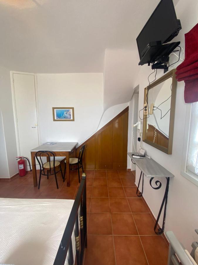 Aeolos Apartments Акротири Экстерьер фото